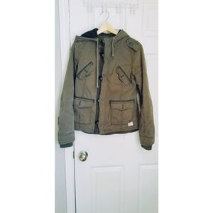 *SOLD*❤Aritzia TNA Military Green Platoon Coat❤